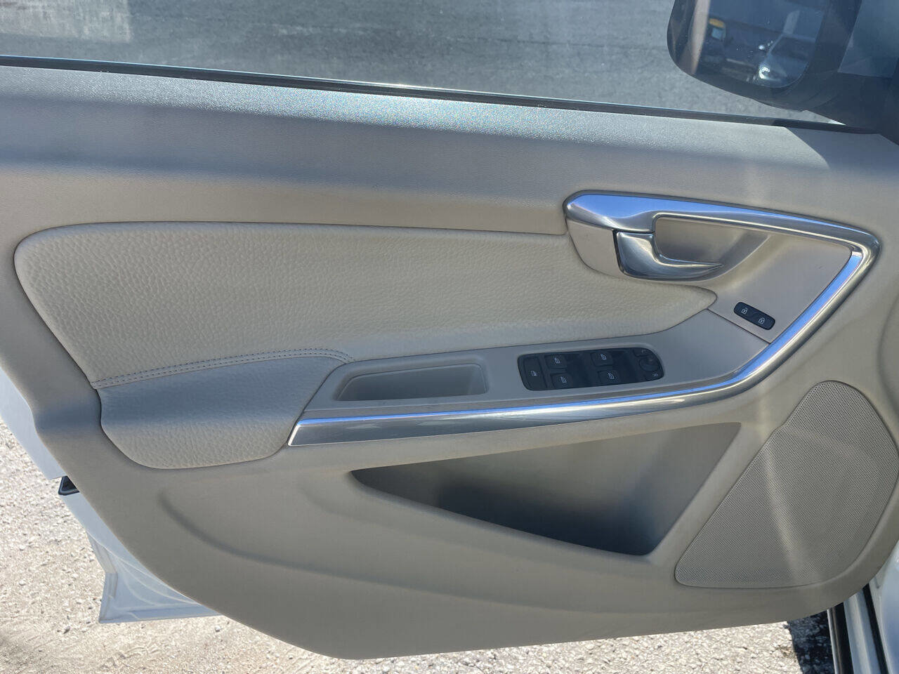 Used 2014 Volvo S60 T5 image 20