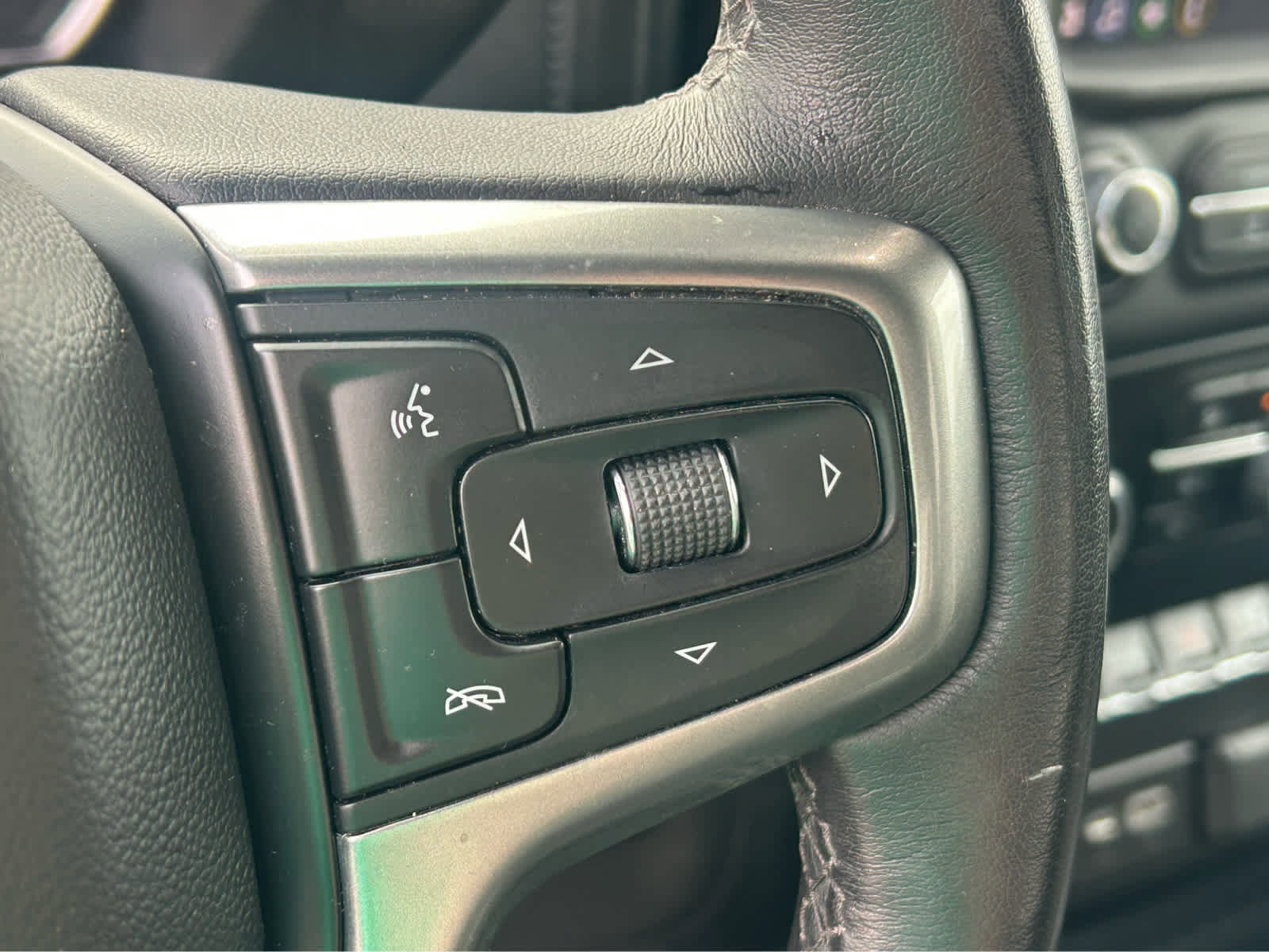 Used 2022 Chevrolet Silverado 1500 LT w/ Bed Protection Package image 21