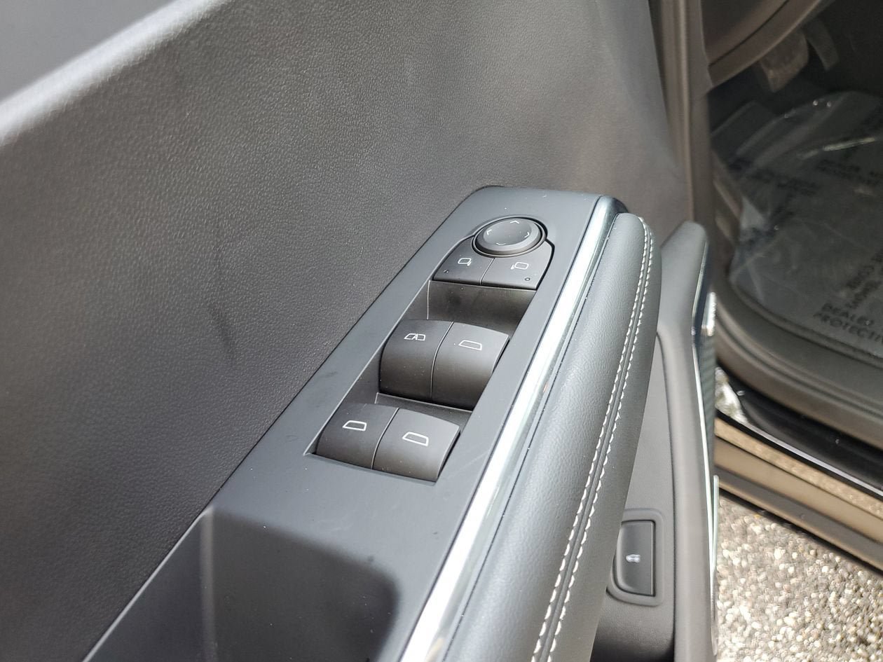 New 2026 GMC Acadia Elevation w/ Black Edition FWD image 18