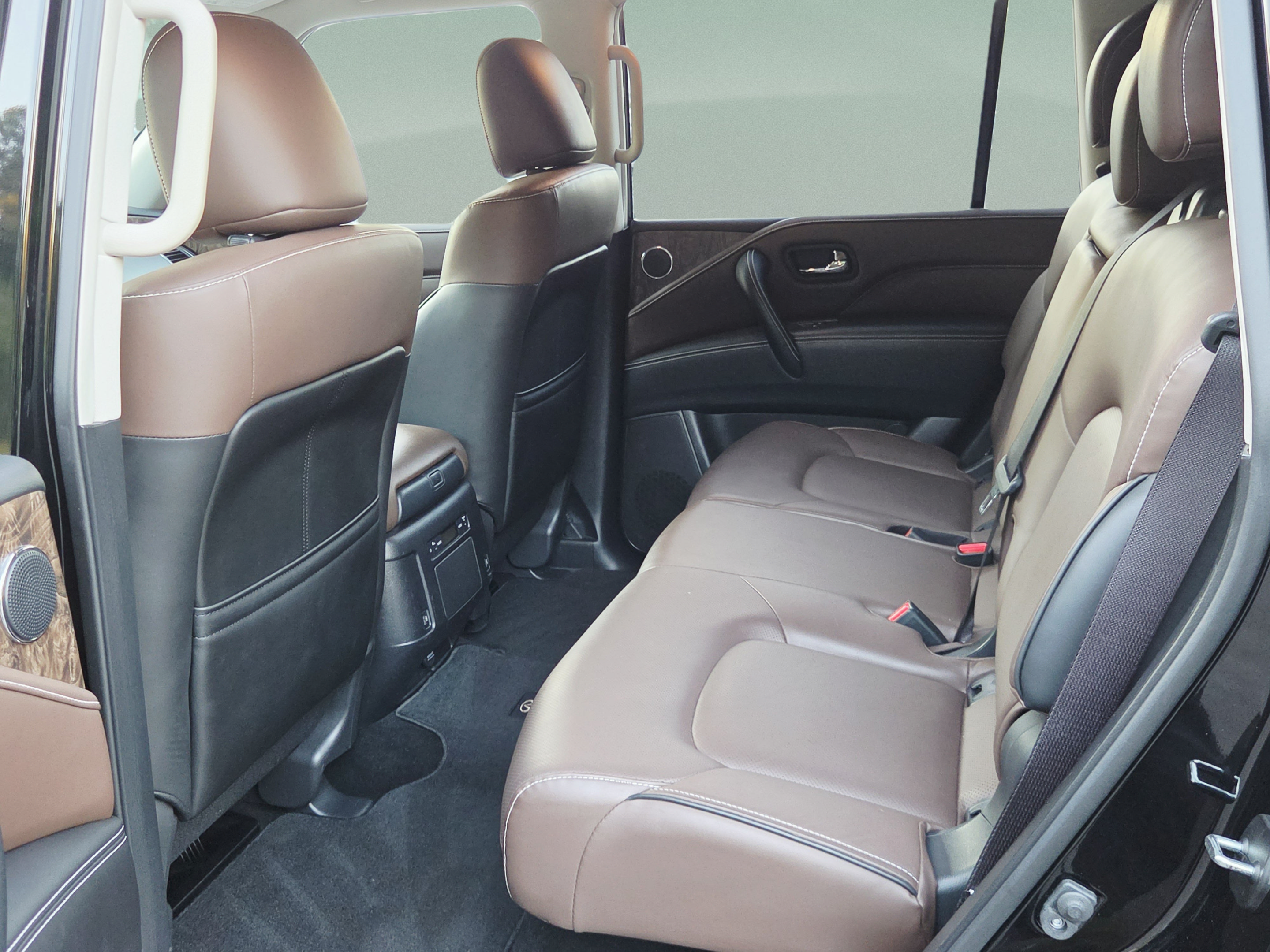 Used 2023 INFINITI QX80 4WD image 14