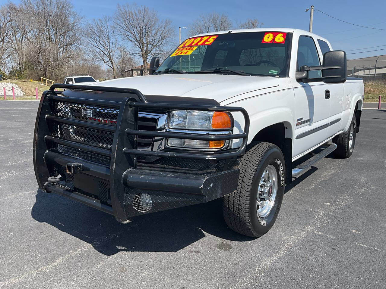 Used 2006 GMC Sierra 2500 SLE w/ Heavy-Duty Power Package image 26