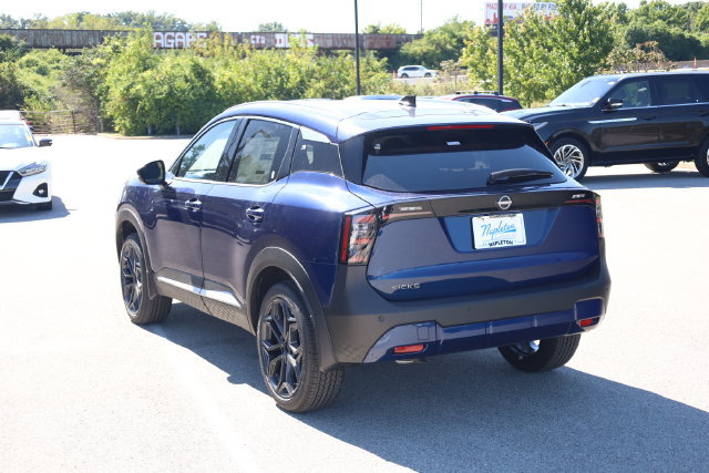New 2027 Nissan Kicks SR w/ SR Premium Package FWD image 6