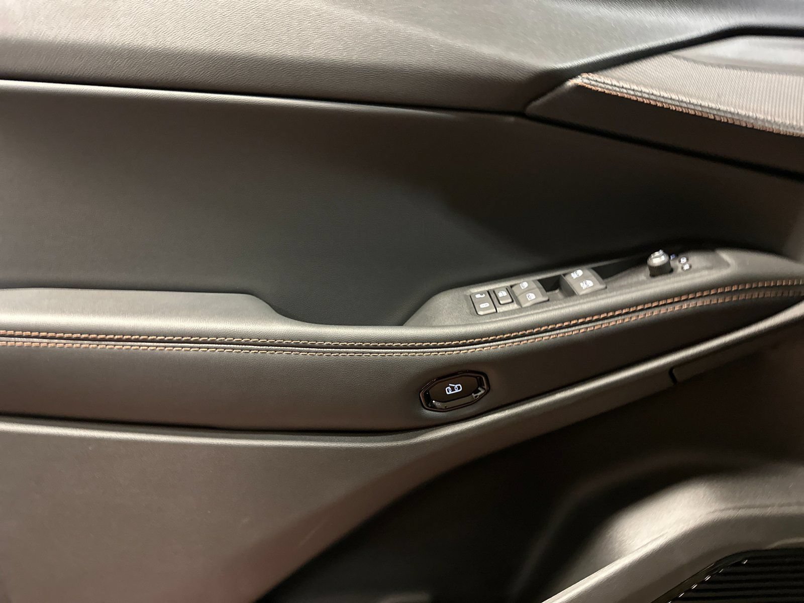 New 2026 Jeep Cherokee Limited AWD/4WD image 10