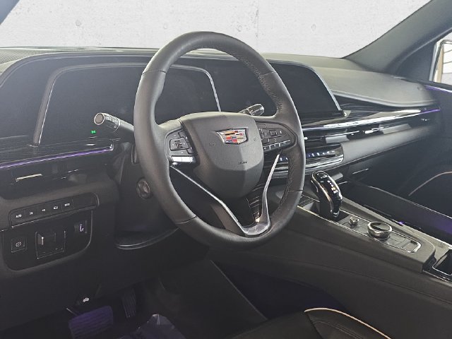 Certified 2023 Cadillac Escalade Sport w/ LPO, Illumination Package AWD/4WD image 18