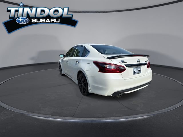 Used 2018 Nissan Altima 2.5 SR w/ SR Midnight Edition FWD image 6