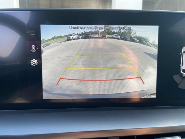 Used 2025 Kia Telluride S FWD image 22