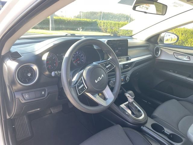Used 2023 Kia Forte LXS image 10