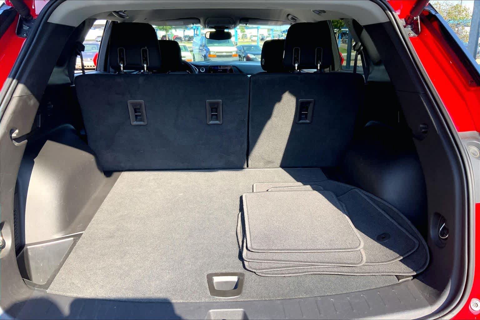Used 2019 Chevrolet Blazer LT FWD image 35