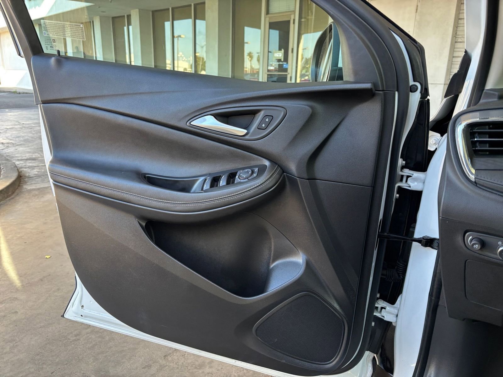 Used 2025 Buick Encore GX Preferred FWD image 18