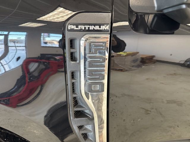 Used 2024 Ford F250 Platinum image 7