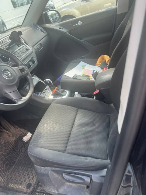 Used 2012 Volkswagen Tiguan S FWD image 12