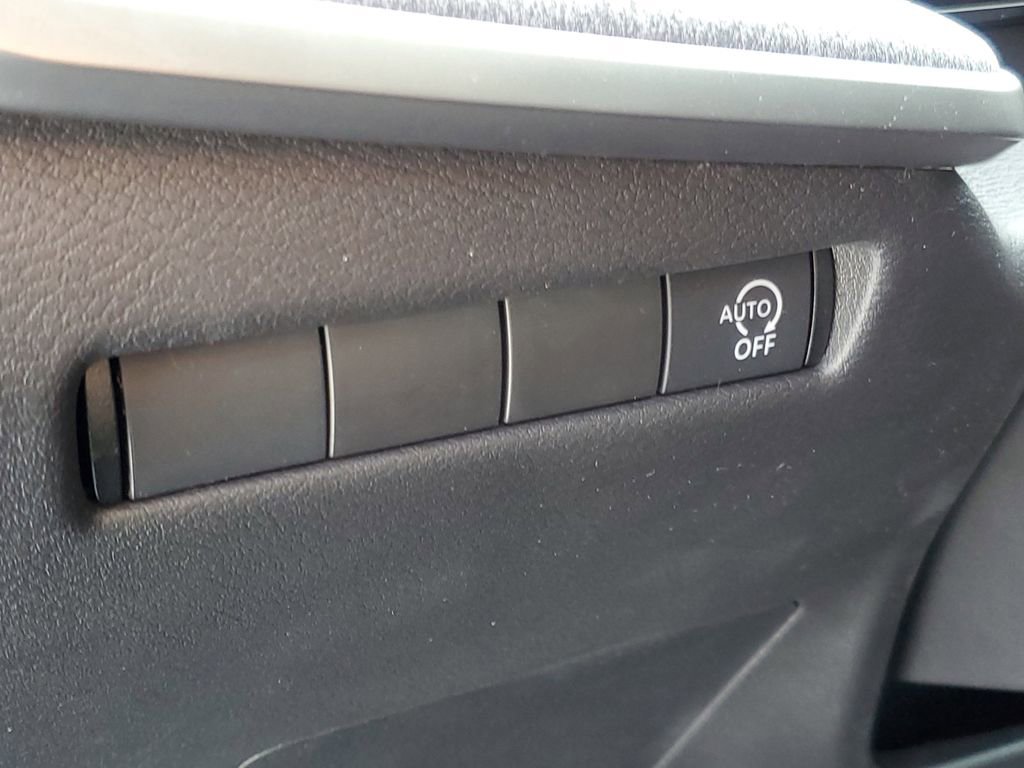 New 2026 Nissan Kicks S image 13