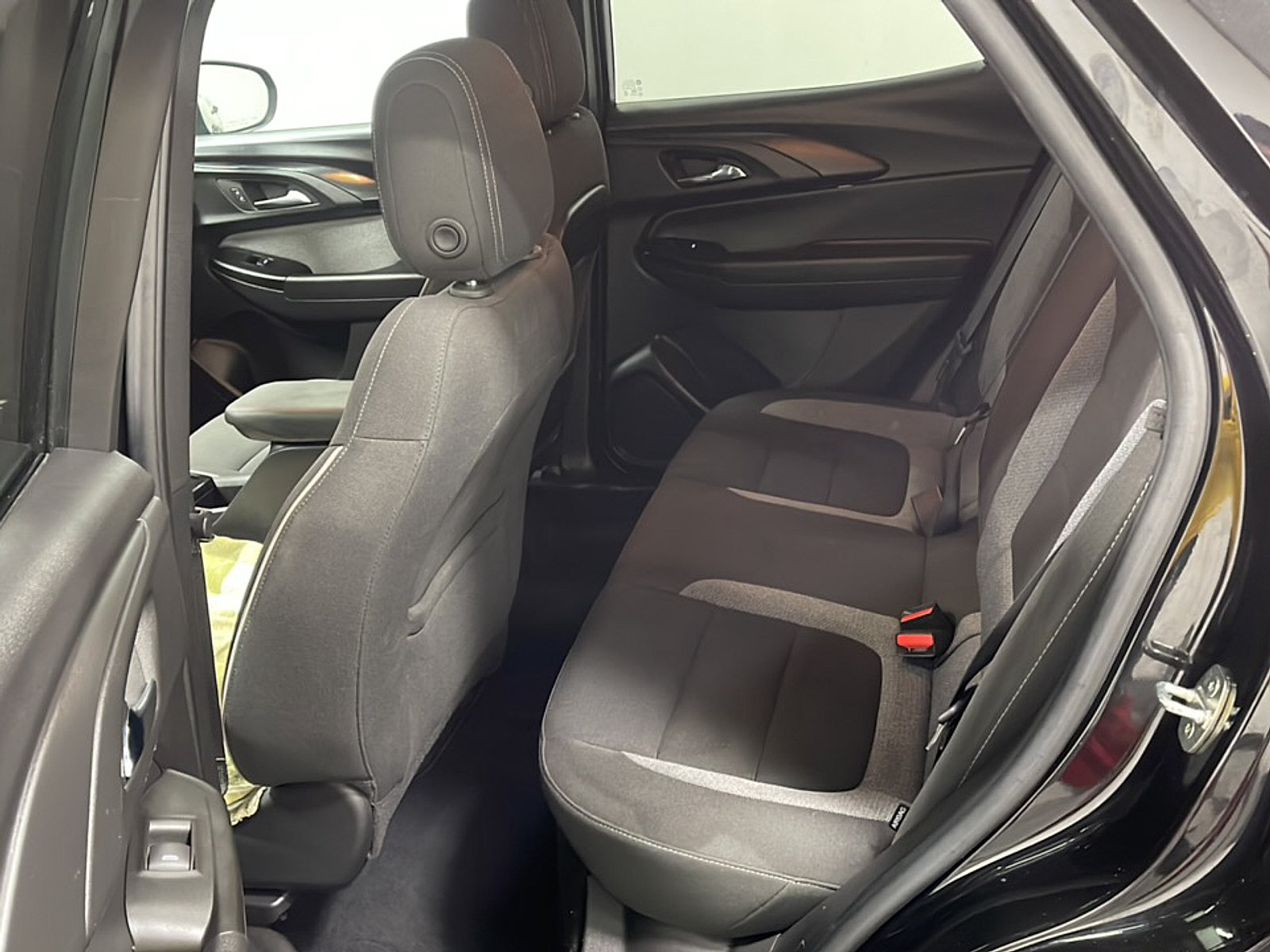 Used 2023 Chevrolet TrailBlazer LT FWD image 15