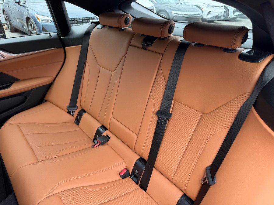 Used 2023 BMW i4 eDrive40 w/ M Sport Package RWD image 45
