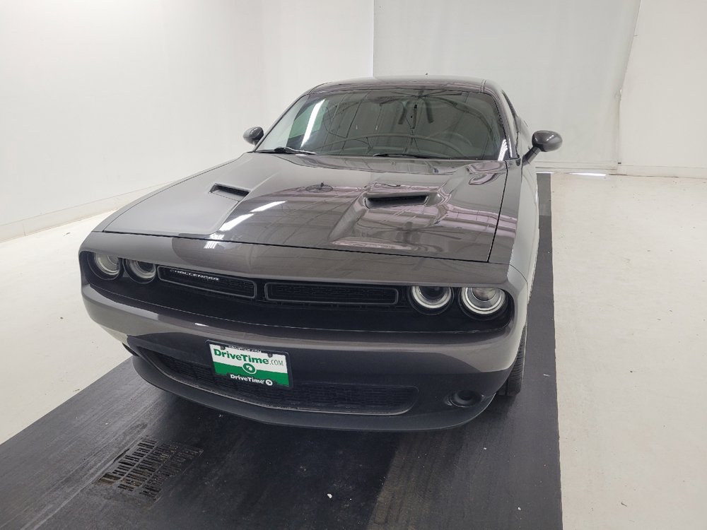 Used 2016 Dodge Challenger SXT w/ Sound Group RWD image 15