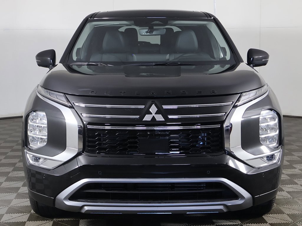 New 2025 Mitsubishi Outlander SE image 14