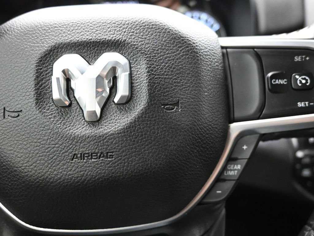 Used 2022 RAM 1500 Big Horn image 24