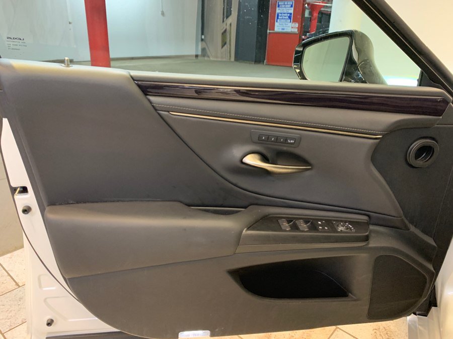 Used 2021 Lexus ES 250 w/ Premium Package AWD/4WD image 14