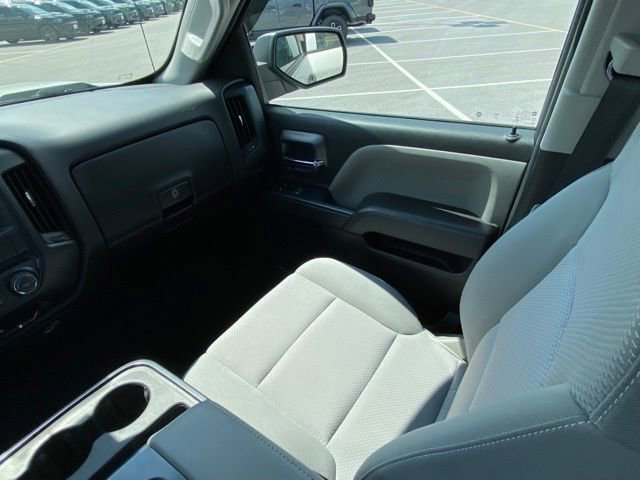 Used 2019 Chevrolet Silverado 1500 Custom w/ Custom Convenience Package AWD/4WD image 28