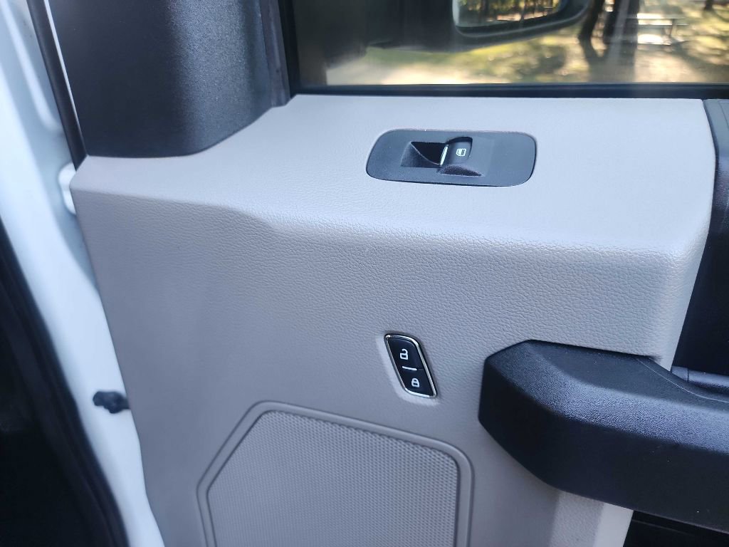 Used 2017 Ford F350 XL w/ Power Equipment Group image 39