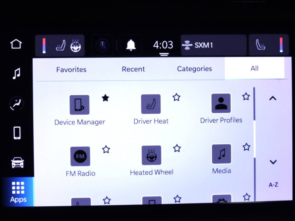 Used 2022 Chrysler Voyager LX image 20