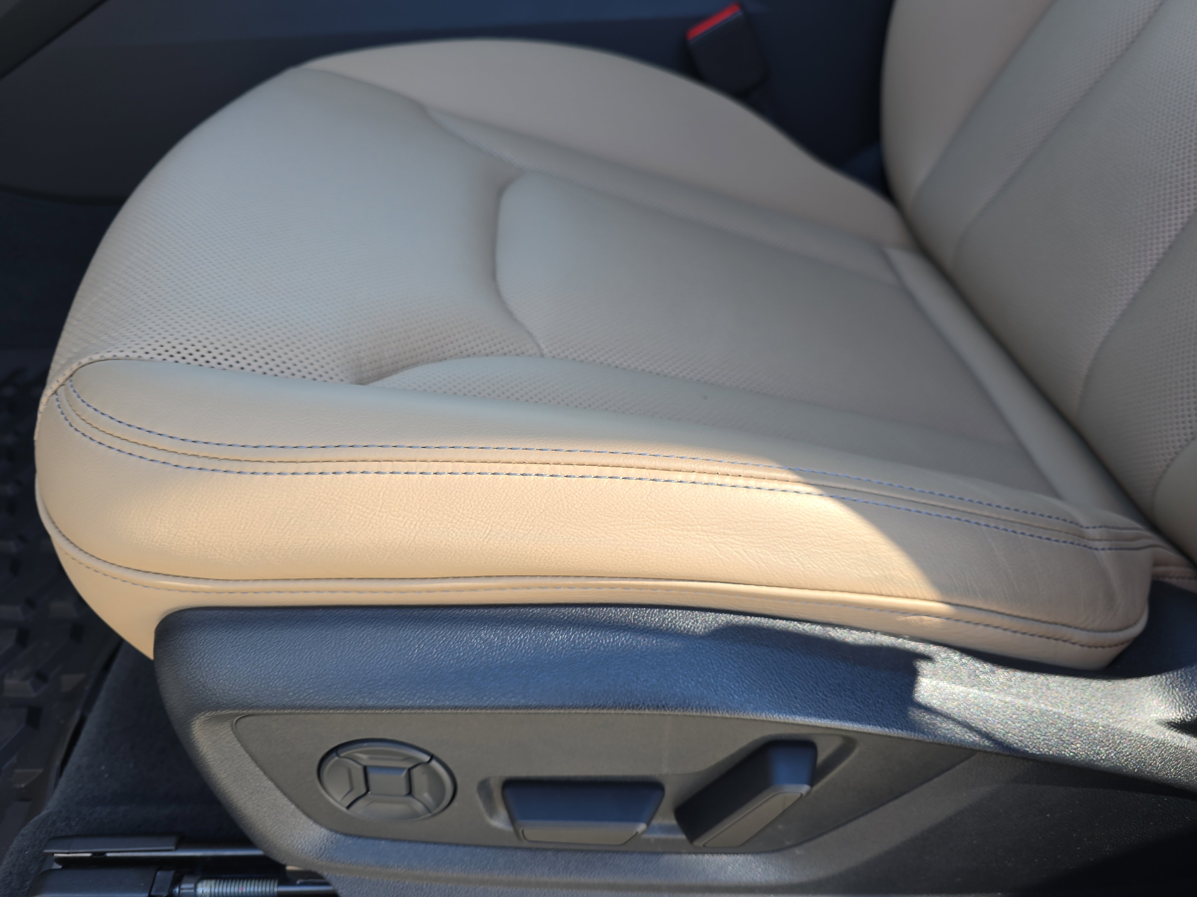 Certified 2025 Audi Q7 2.0T Premium Plus w/ Premium Plus Package image 32