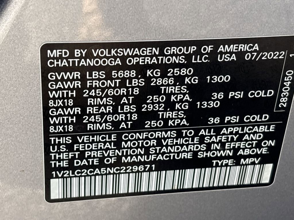Used 2022 Volkswagen Atlas Cross Sport SE image 32