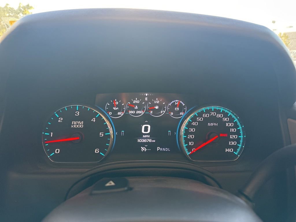 Used 2017 GMC Yukon SLT w/ Premium Edition image 12