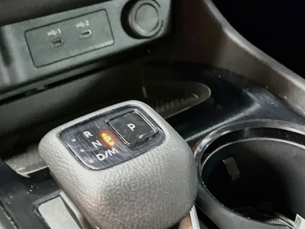 Used 2024 Nissan Rogue SV AWD/4WD image 16