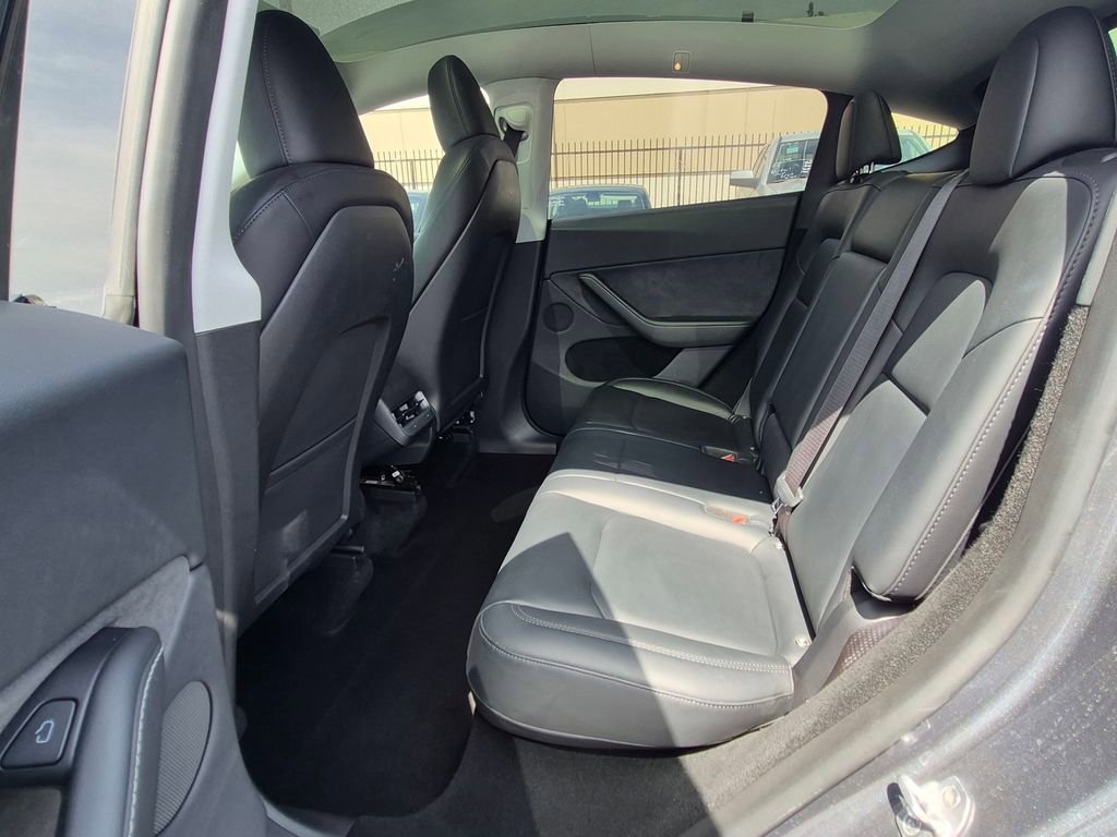 Used 2024 Tesla Model Y Long Range image 23