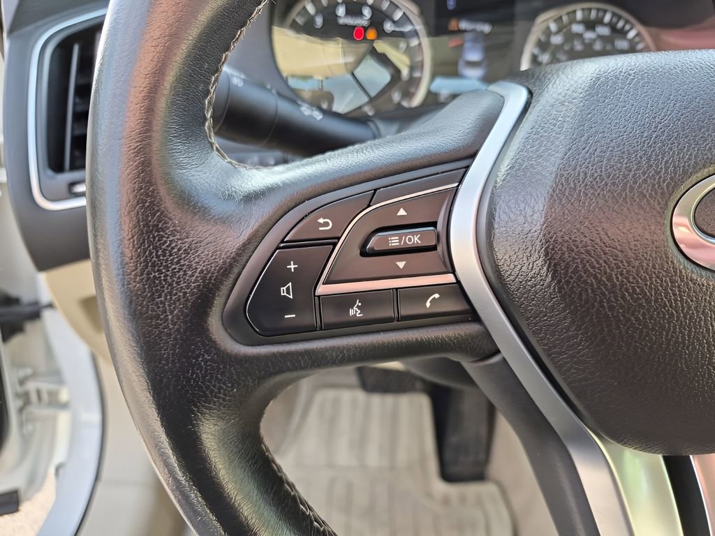 Used 2019 INFINITI Q50 Luxe w/ Cargo Package (L96) image 33