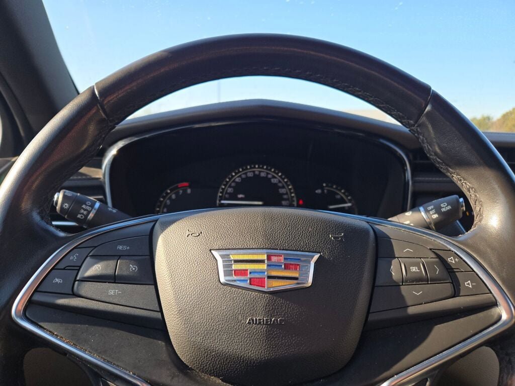 Used 2019 Cadillac XT5 Luxury image 33