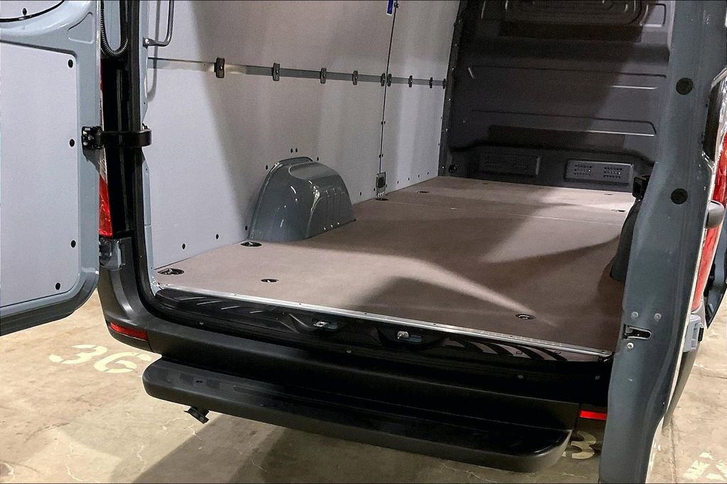 Used 2026 Mercedes-Benz Sprinter 2500 image 22