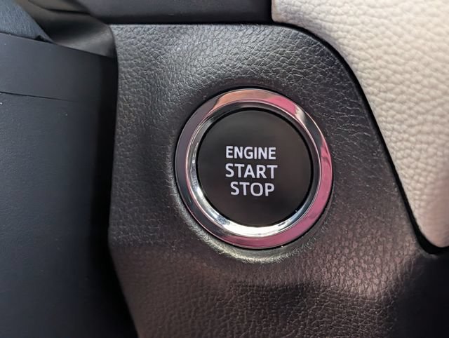 Used 2025 Toyota RAV4 XLE Premium FWD image 19