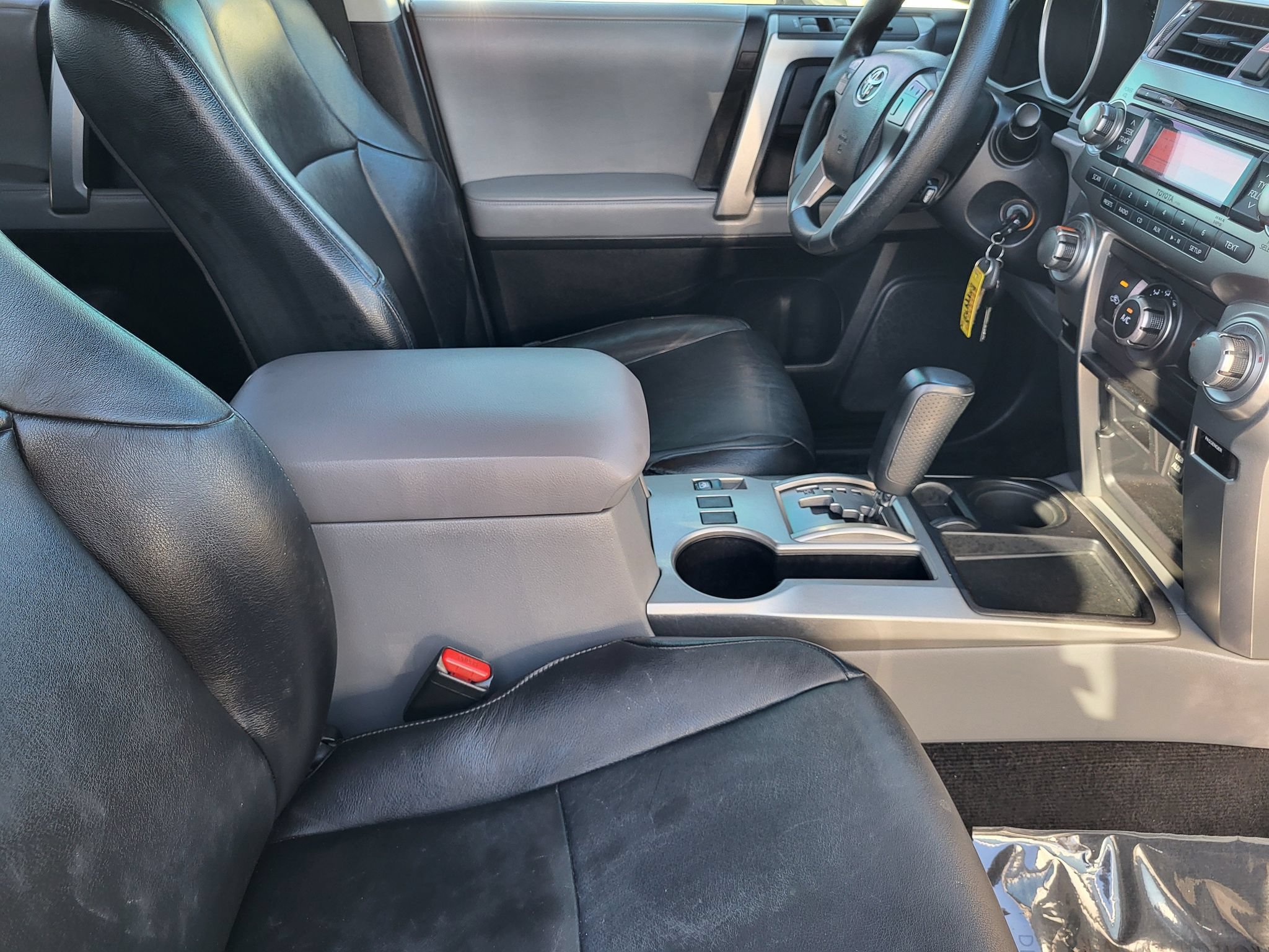 Used 2013 Toyota 4Runner SR5 RWD image 30
