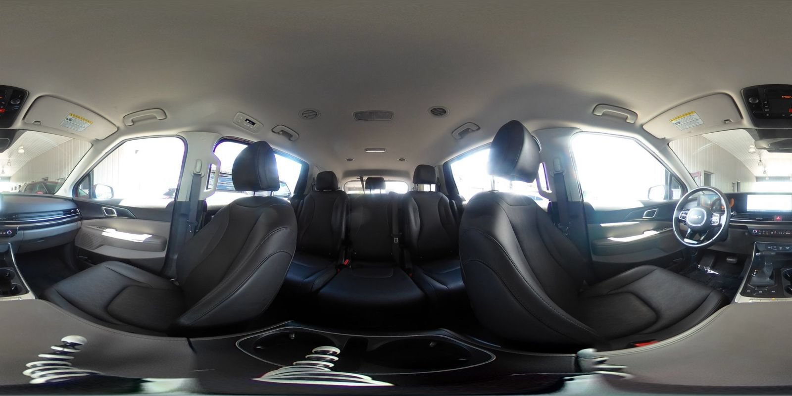 Used 2026 Kia Carnival FWD image 45