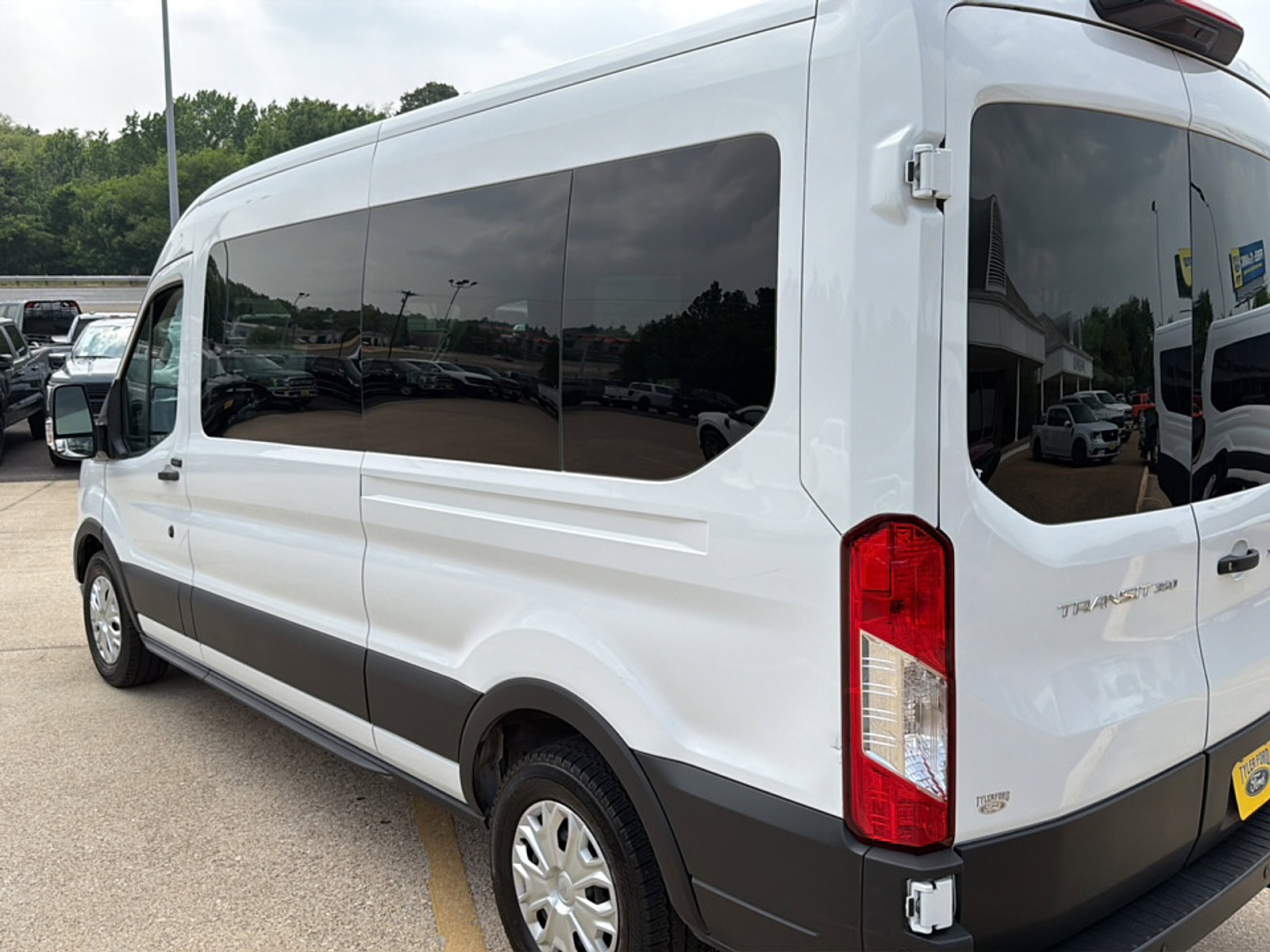 Used 2025 Ford Transit 350 XLT RWD image 6