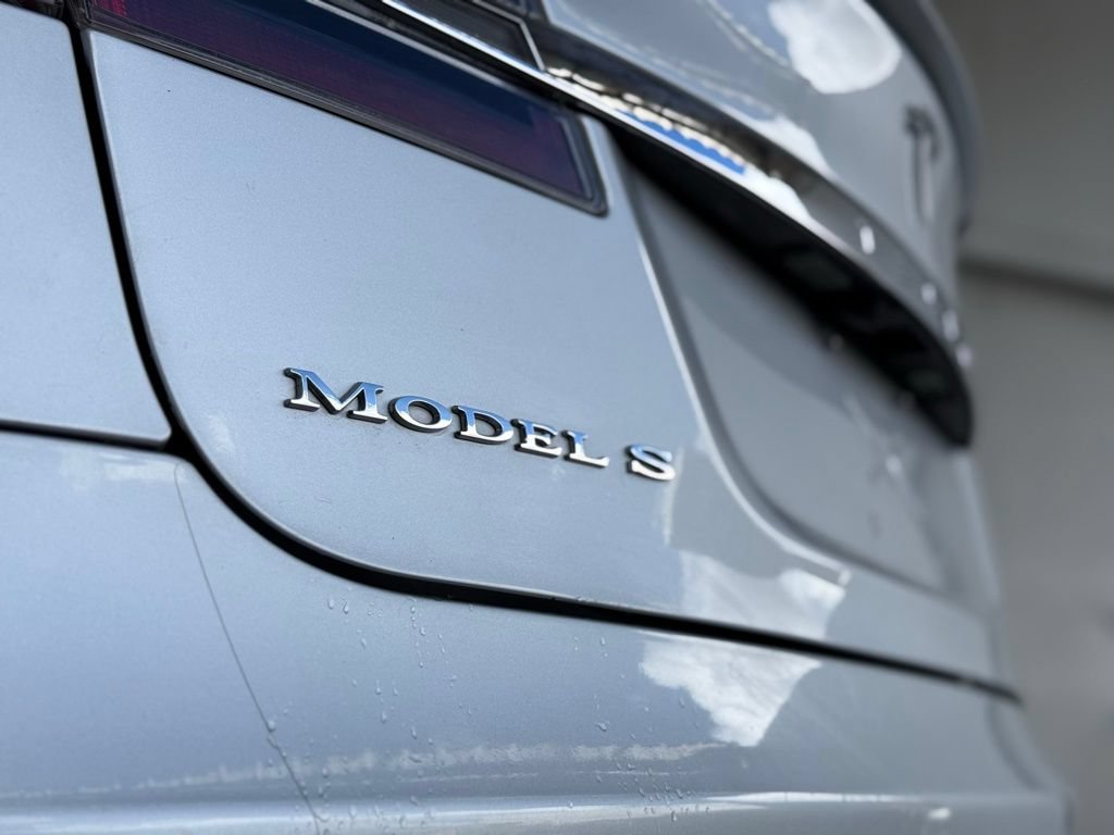 Used 2012 Tesla Model S Signature Performance RWD image 20