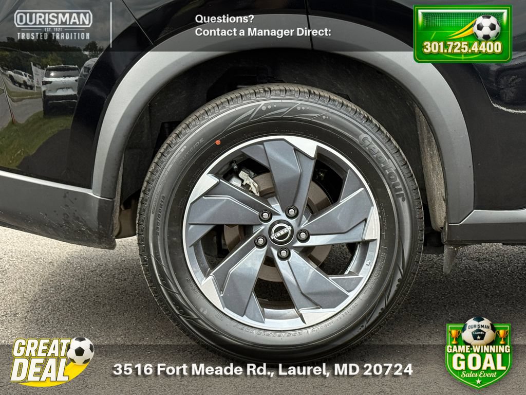 Used 2025 Nissan Rogue SV FWD image 6