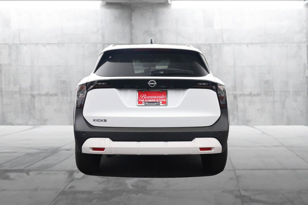 New 2026 Nissan Kicks SV image 6