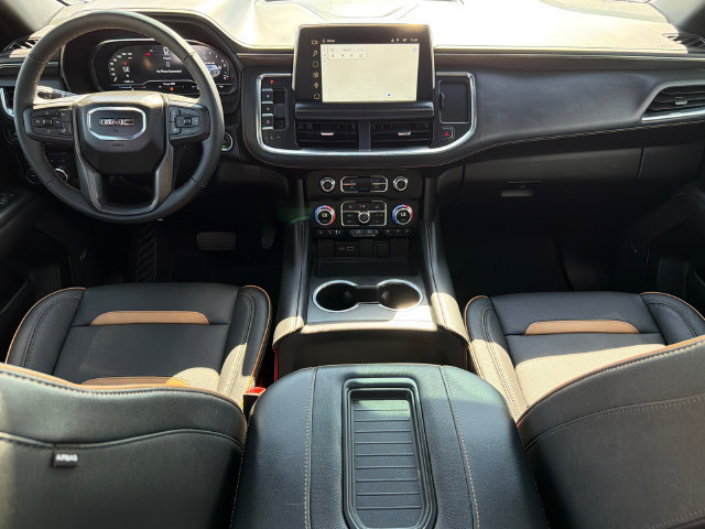 Used 2024 GMC Yukon AT4 w/ Technology Package AWD/4WD image 13
