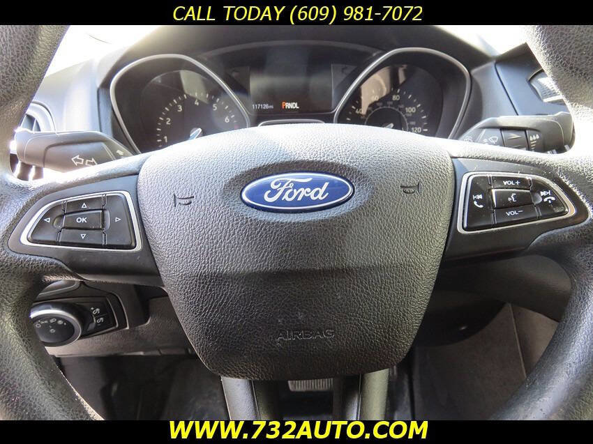 Used 2016 Ford Focus S image 23