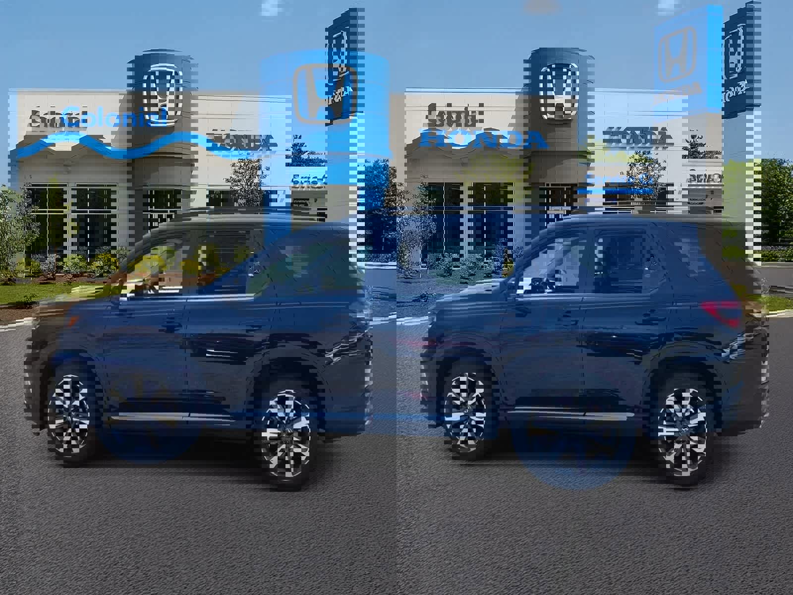 Used 2023 Honda Pilot Touring image 3