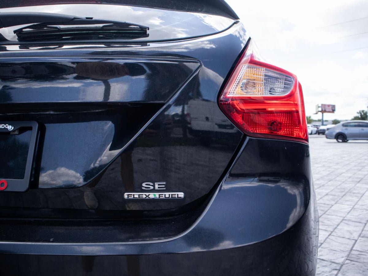 Used 2014 Ford Focus SE FWD image 12