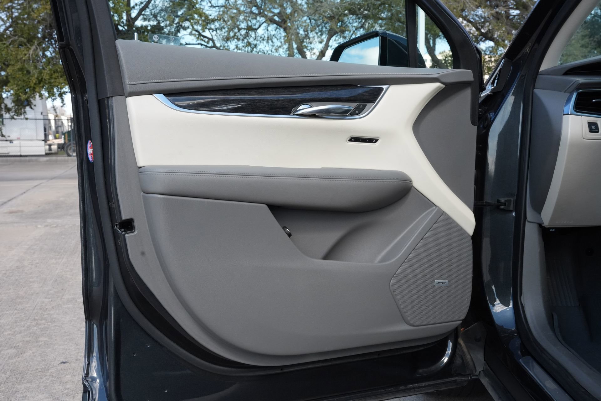 Certified 2022 Cadillac XT6 Premium Luxury w/ Technology Package image 19