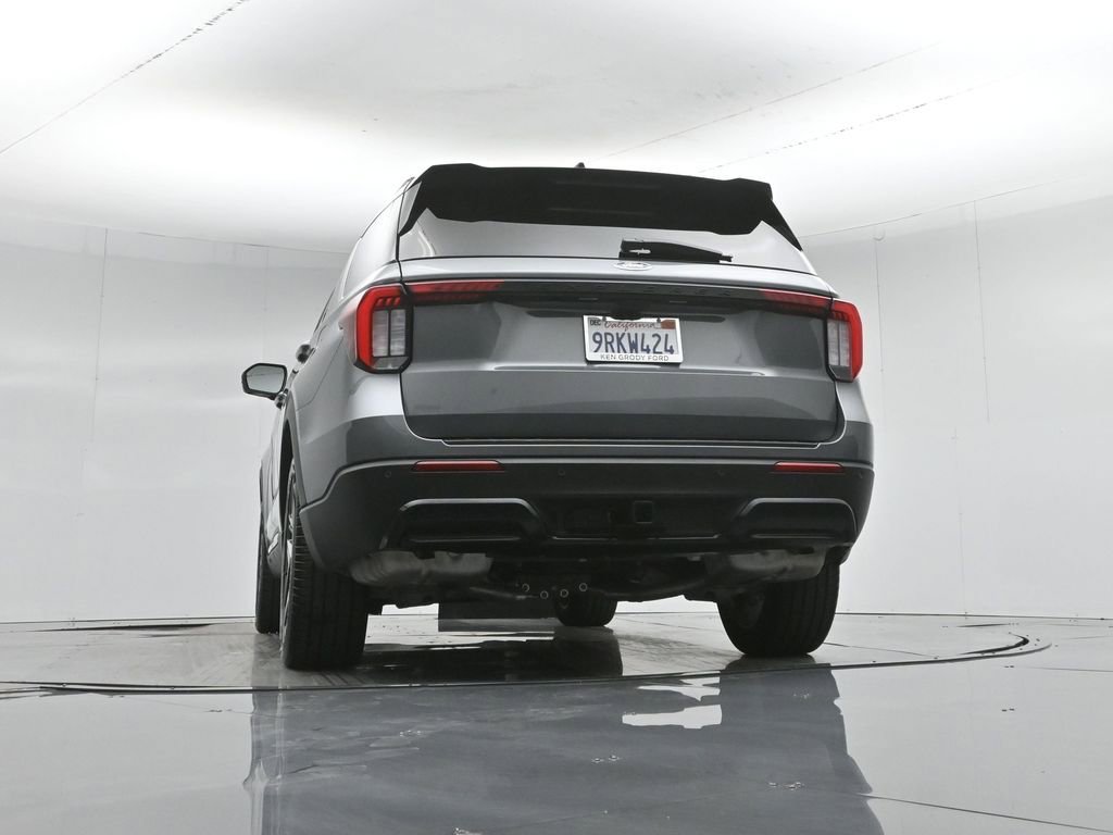 Used 2025 Ford Explorer ST-Line w/ Premium Package image 52