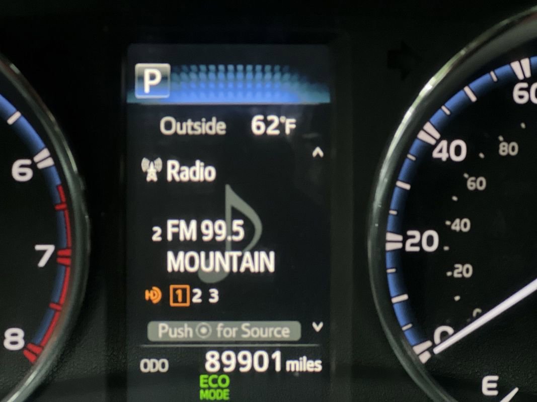 Used 2016 Toyota RAV4 XLE AWD/4WD image 19