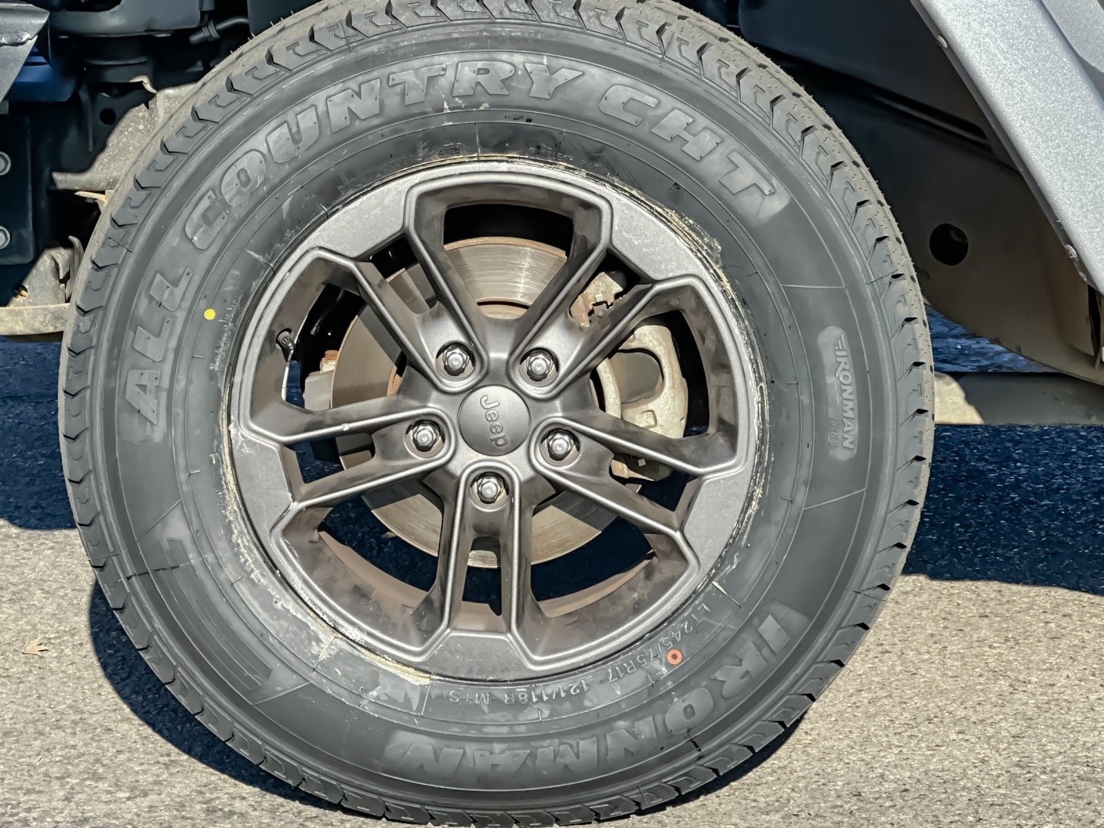 Used 2018 Jeep Wrangler Unlimited Sport image 24