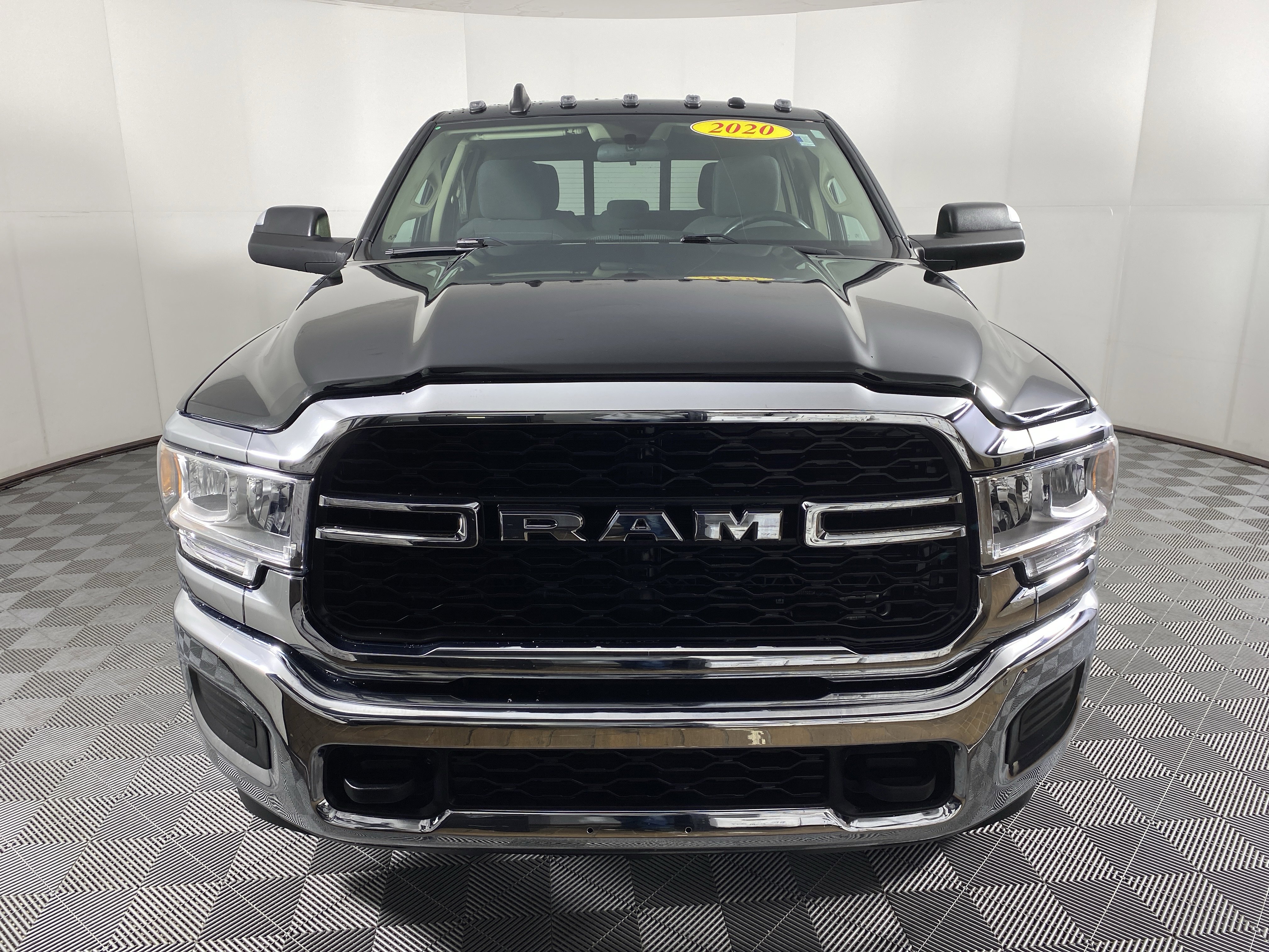 Used 2020 RAM 3500 Tradesman image 10
