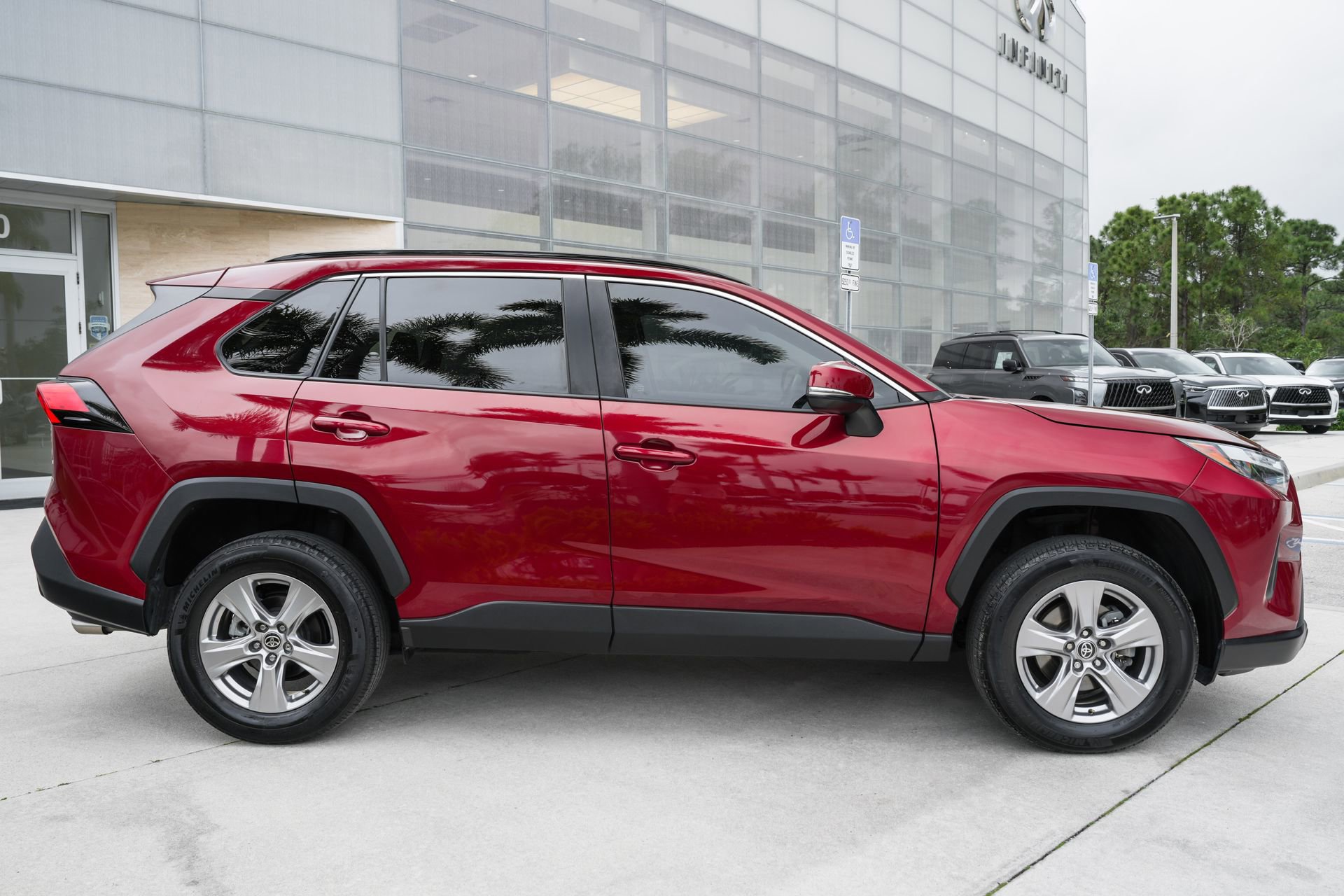 Used 2023 Toyota RAV4 XLE image 27